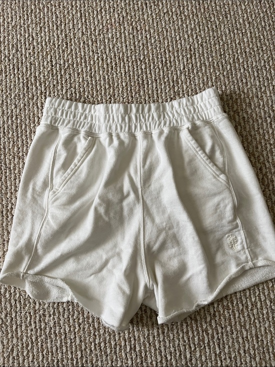 FP Movement by Free People Pants - FP Movement by Free People Cream Elastic-Waist Athletic Shorts